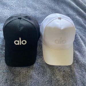 (LIKE NEW) ALO hats